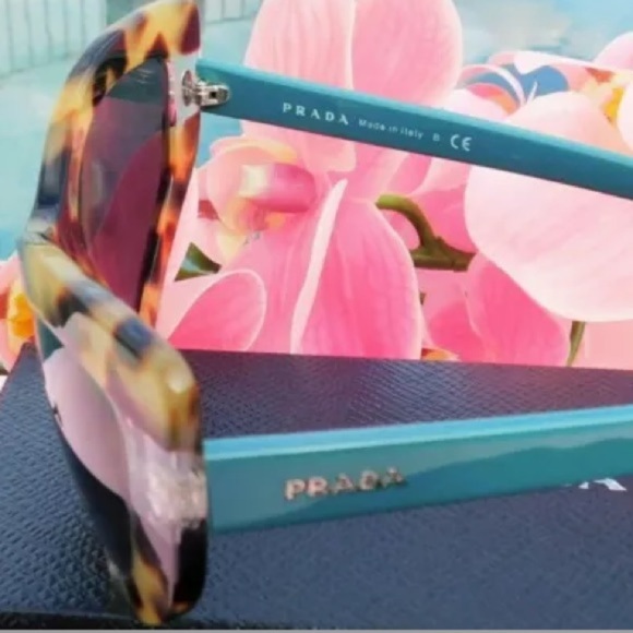 $352 Prada Medium Havana Catwalk Sunglasses Brown Blue Made in Italy 100% UV PR - Picture 4 of 12